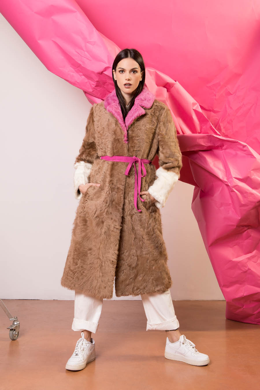 31 P1907T 0486 01 giovi pelliccia fur brown pink - Fall Winter 2019-20