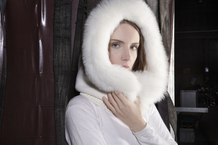 L106_01 giovi accessories fur white - Fall Winter 2020-21